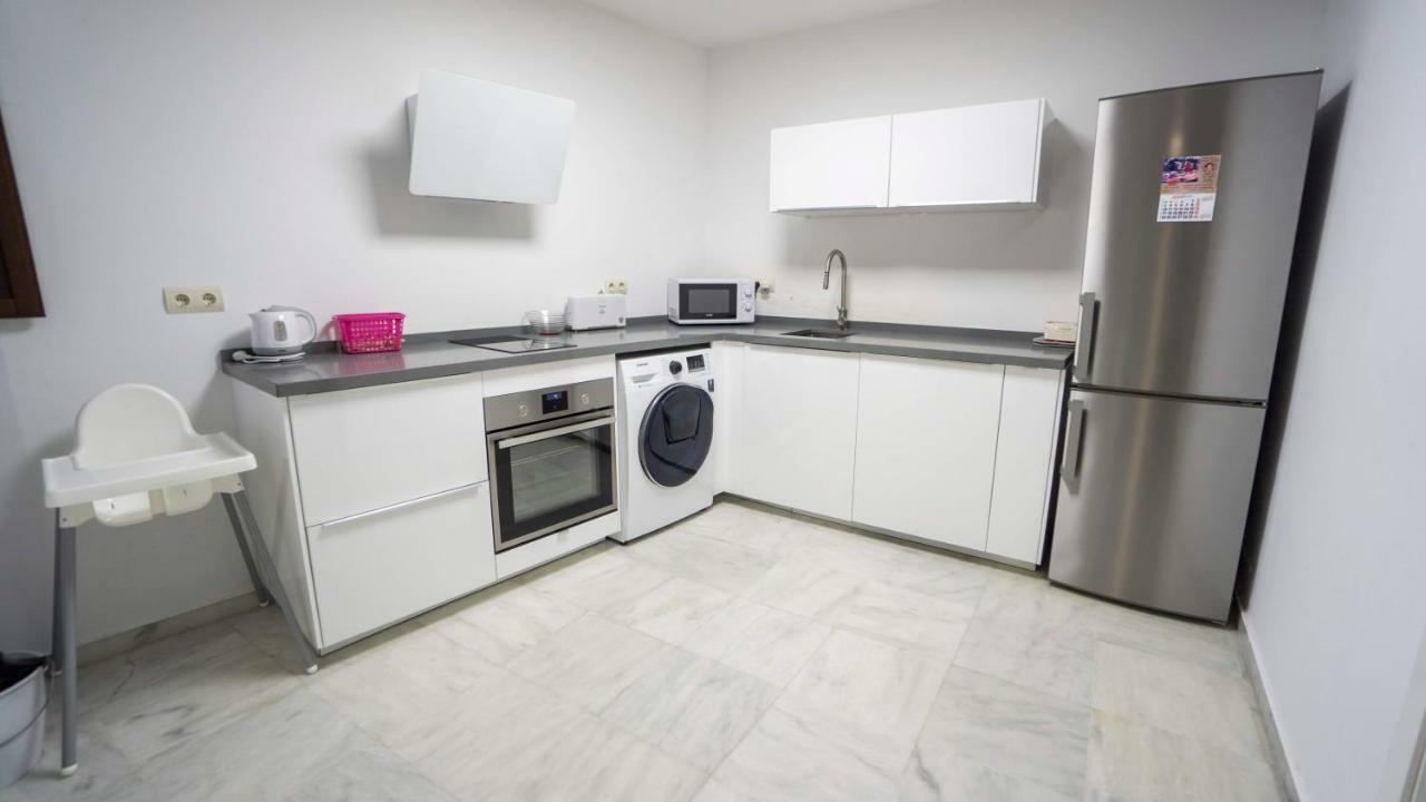 Rentalsevilla Espacioso Duplex En La Puerta Real Zewnętrze zdjęcie