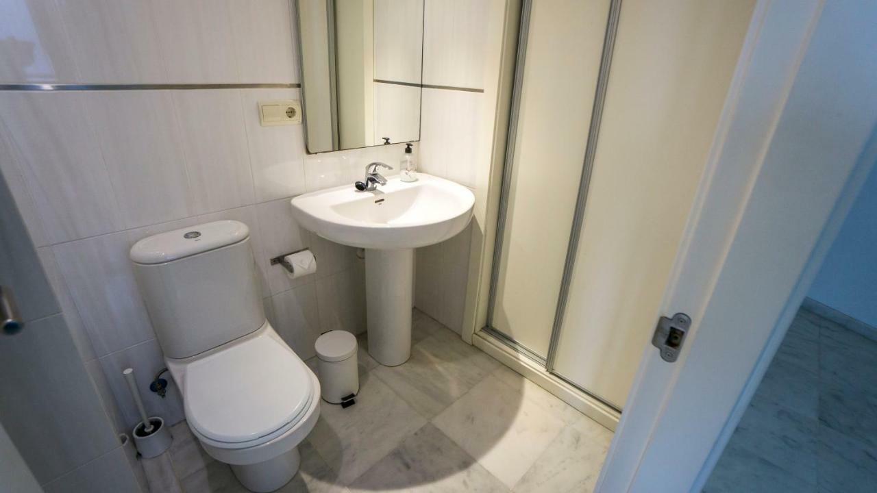 Rentalsevilla Espacioso Duplex En La Puerta Real Zewnętrze zdjęcie