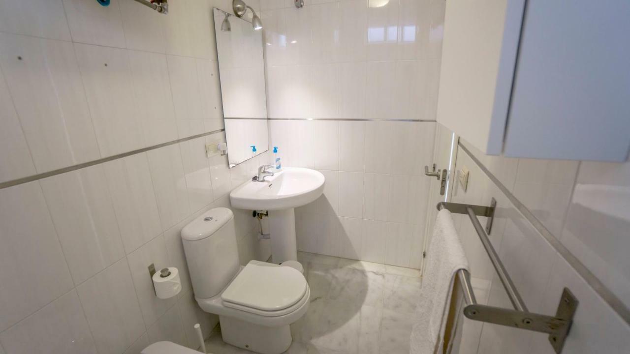 Rentalsevilla Espacioso Duplex En La Puerta Real Zewnętrze zdjęcie